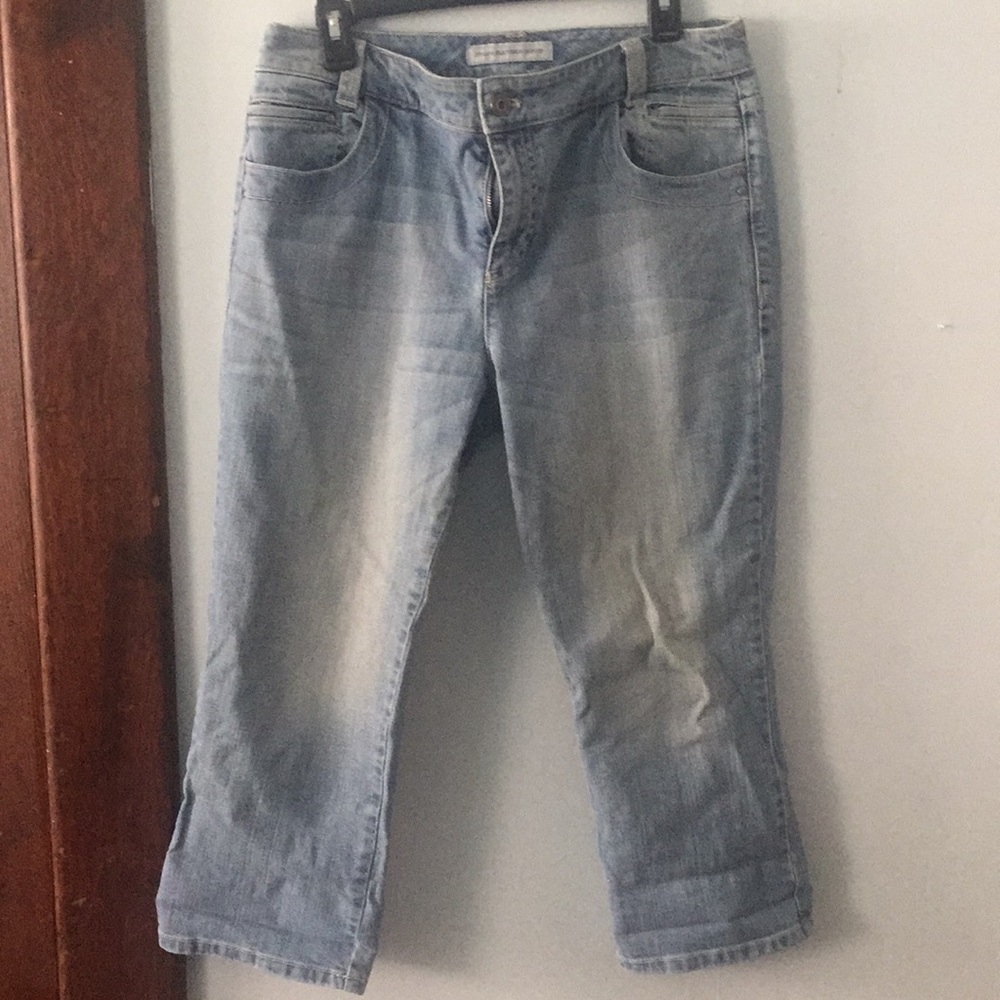 Chico’s platinum denim capris